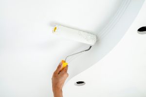 peinture plafond au rouleau