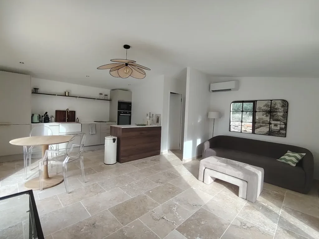 Peintre en bâtiment à Ventabren : Chantier complet dans une maison neuve